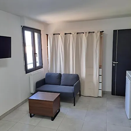 Apartment Chez Cess Chouilly